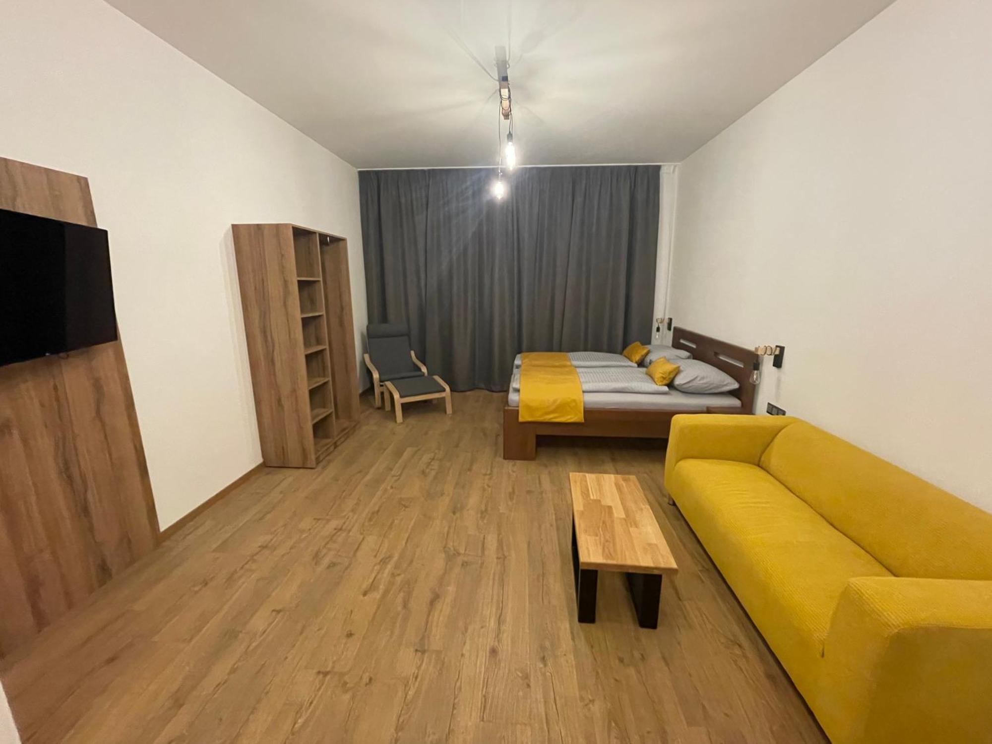 Apartment Elinel Ζιλίνα Εξωτερικό φωτογραφία